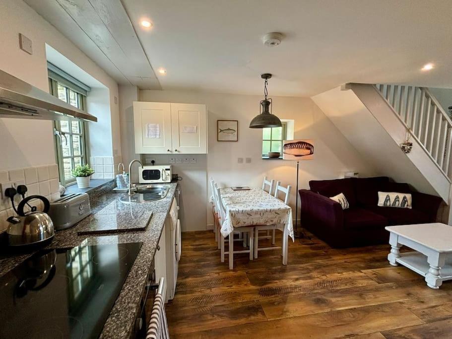 Little Bream - Pretty Cosy Cottage, Sea Views, Walk To The Beach Mawnan Smith Εξωτερικό φωτογραφία